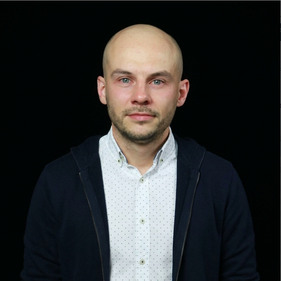 Pawel-Moniewski-AWS-150